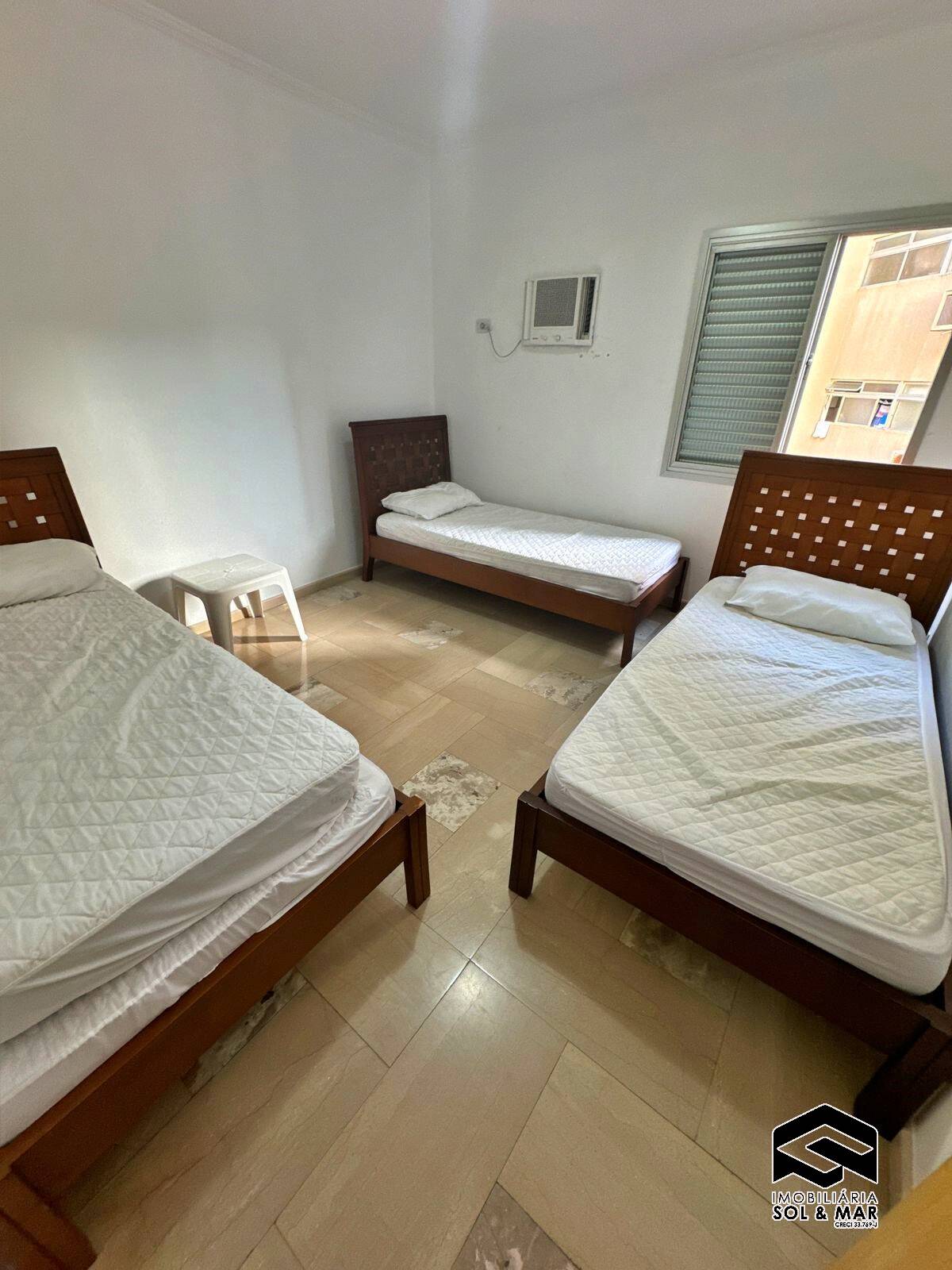 Apartamento para alugar com 2 quartos, 70m² - Foto 12