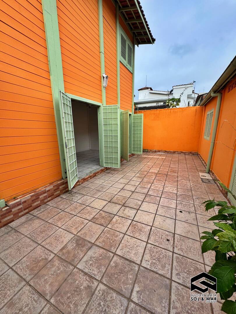 Casa à venda e aluguel com 3 quartos, 200m² - Foto 17