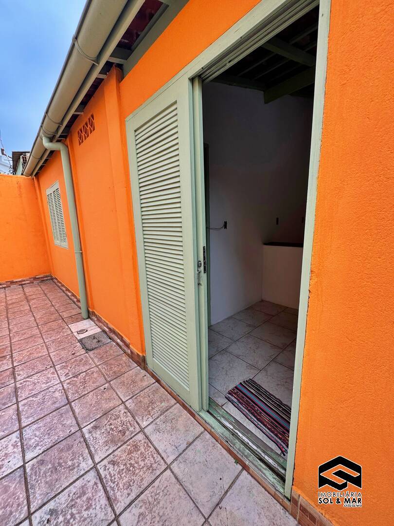 Casa à venda e aluguel com 3 quartos, 200m² - Foto 23