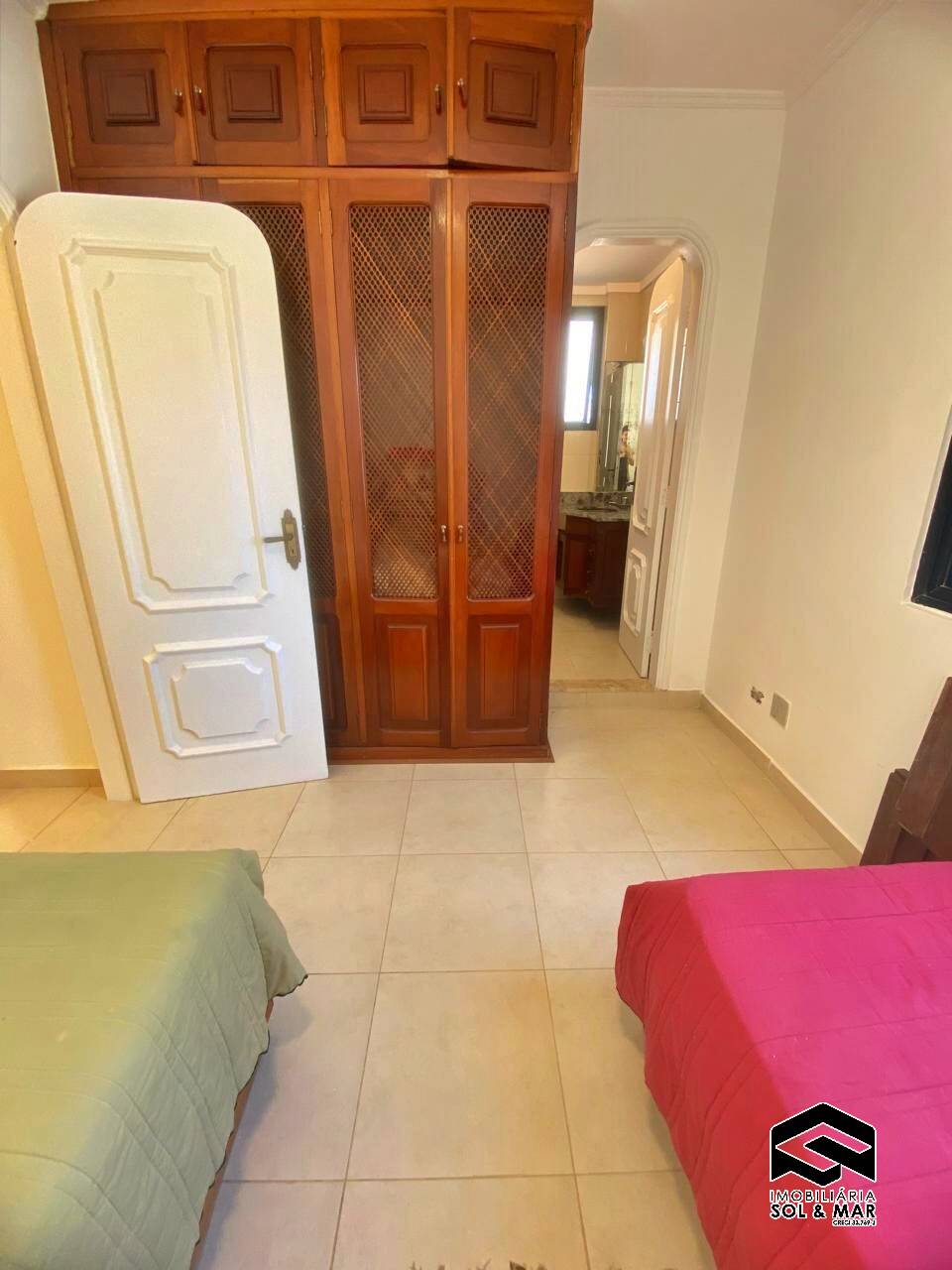 Apartamento à venda com 3 quartos, 225m² - Foto 9