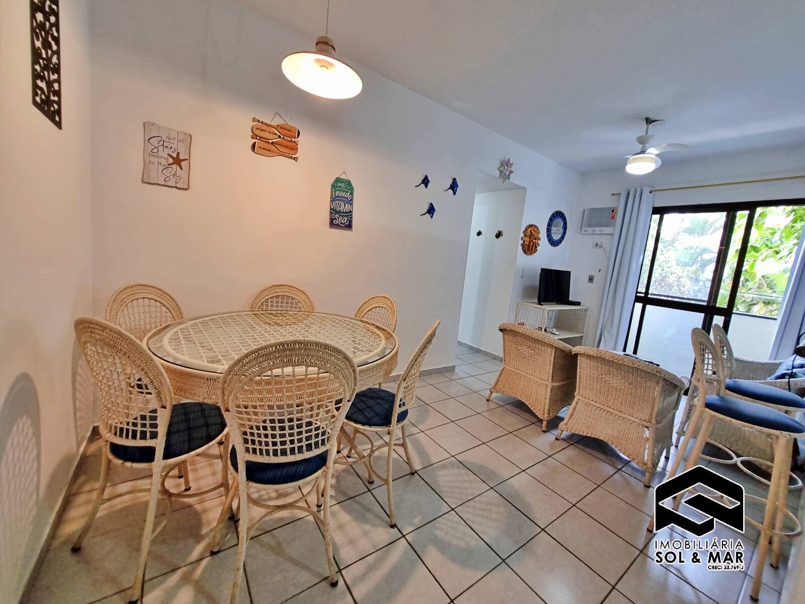 Apartamento à venda com 2 quartos, 65m² - Foto 1