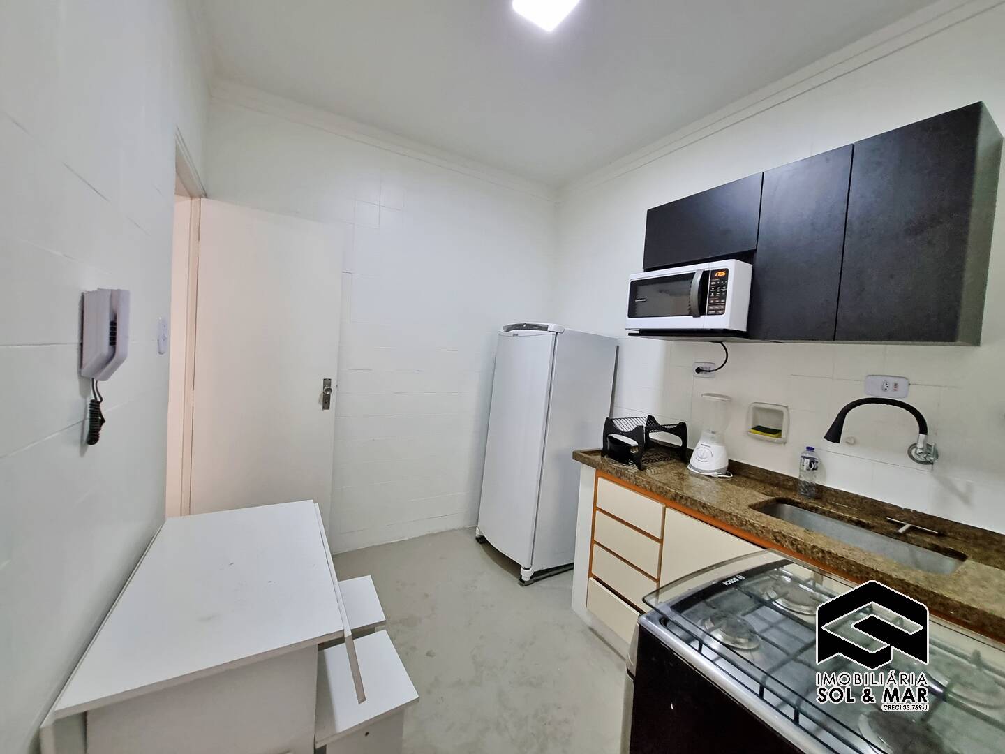 Apartamento à venda com 1 quarto, 50m² - Foto 15