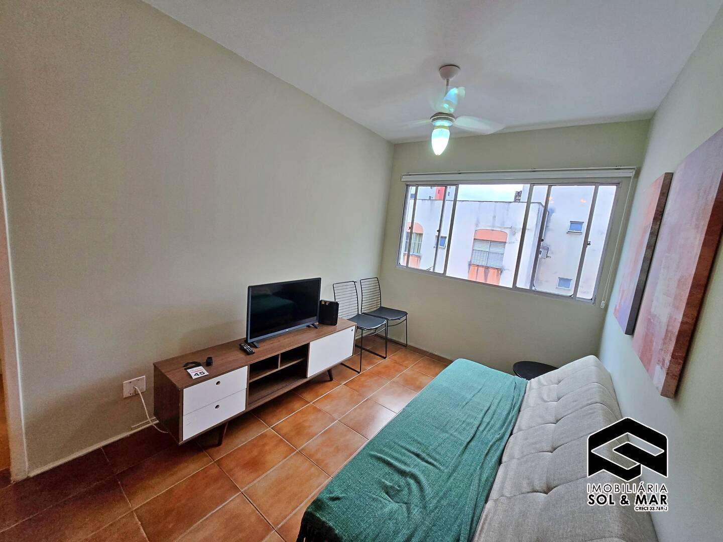 Apartamento à venda com 1 quarto, 50m² - Foto 2