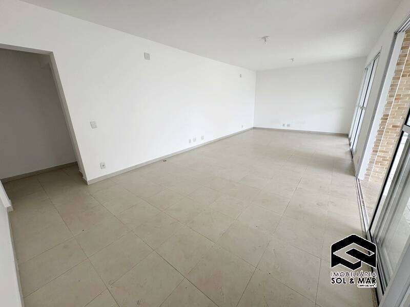 Apartamento para alugar com 3 quartos, 158m² - Foto 2