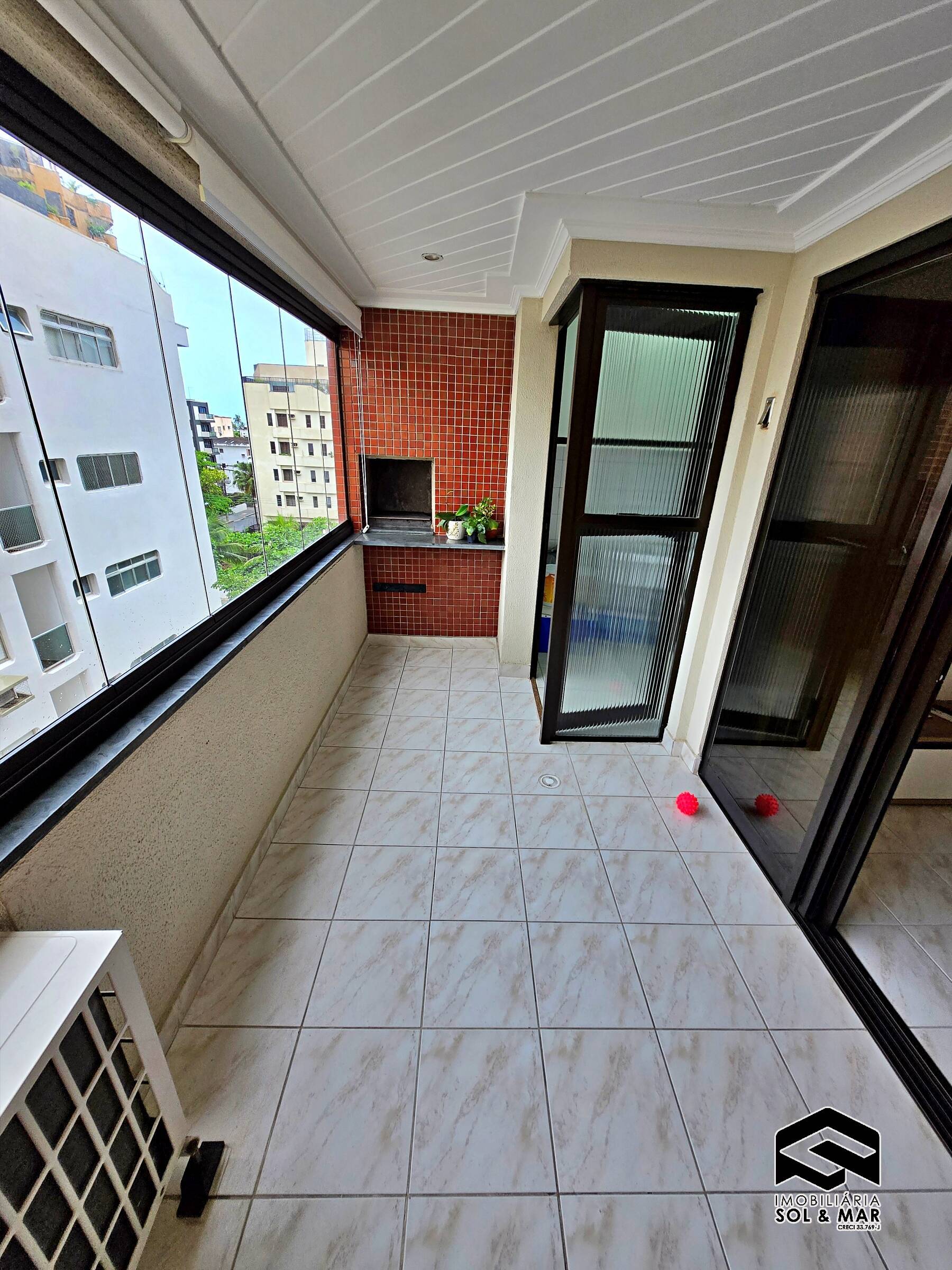 Apartamento à venda com 2 quartos, 80m² - Foto 7