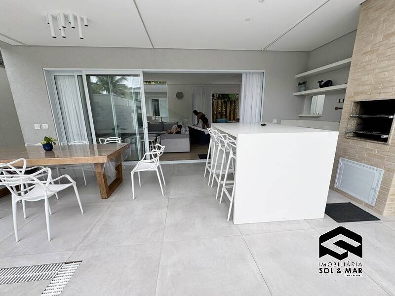 Casa para alugar com 3 quartos, 300m² - Foto 8