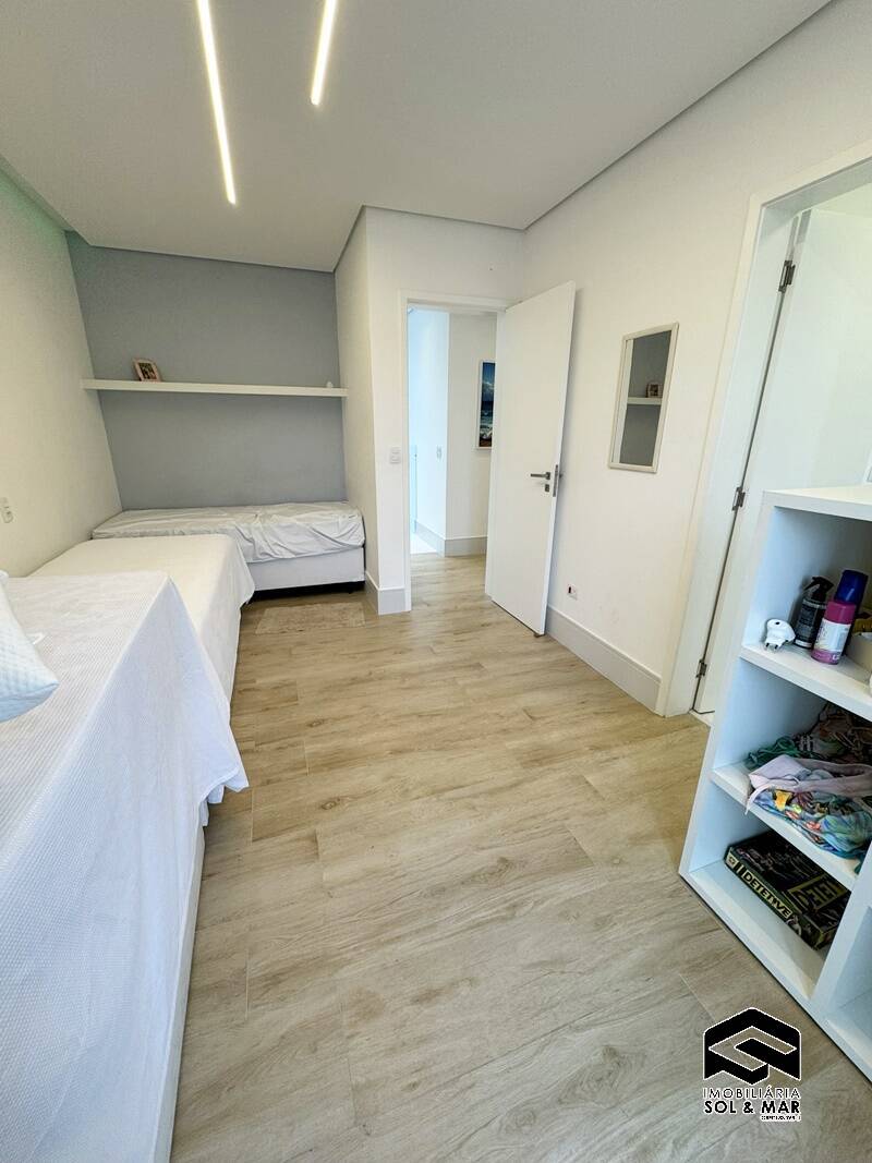 Casa para alugar com 3 quartos, 300m² - Foto 31