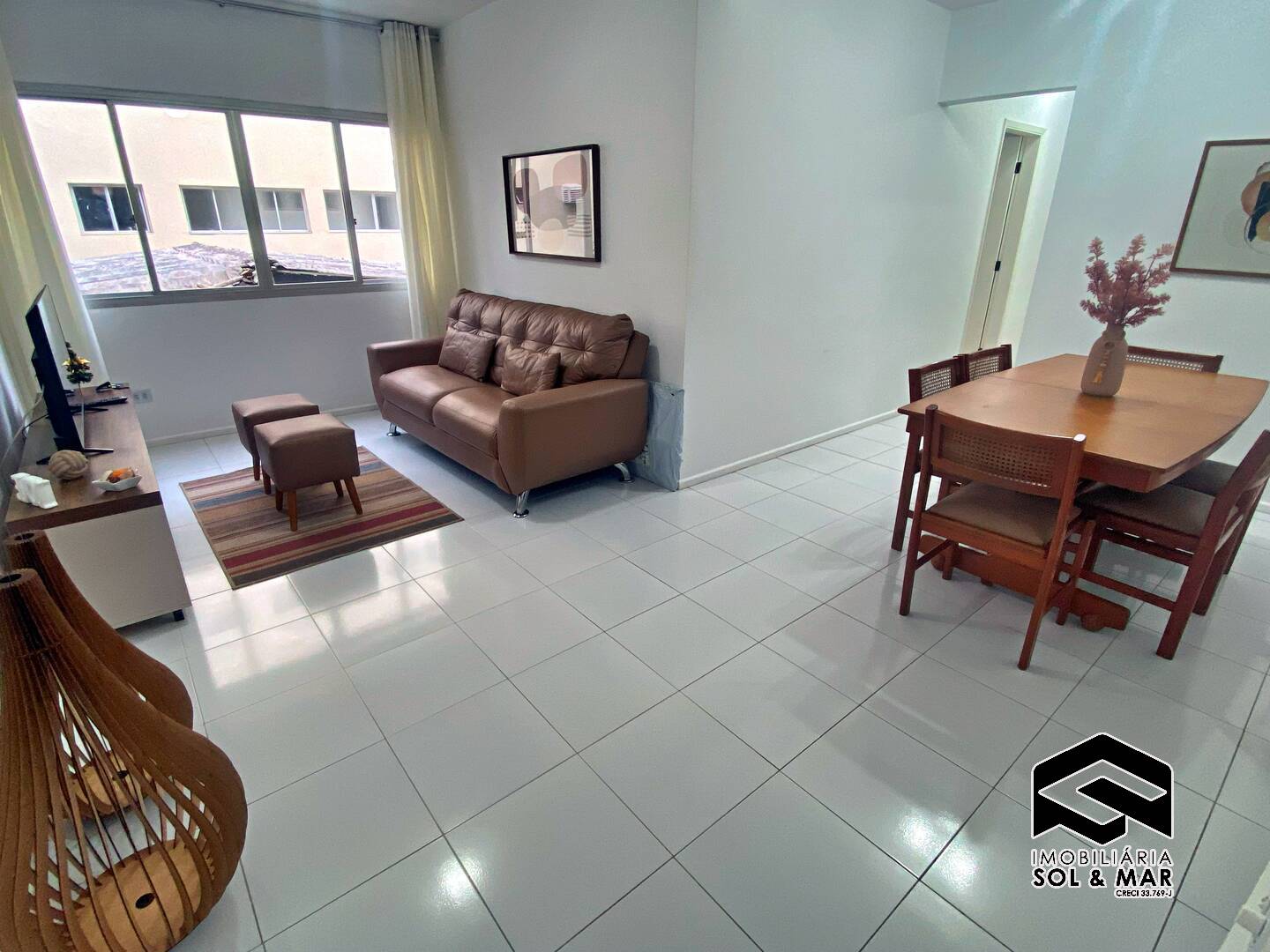 Apartamento à venda e aluguel com 2 quartos, 72m² - Foto 1