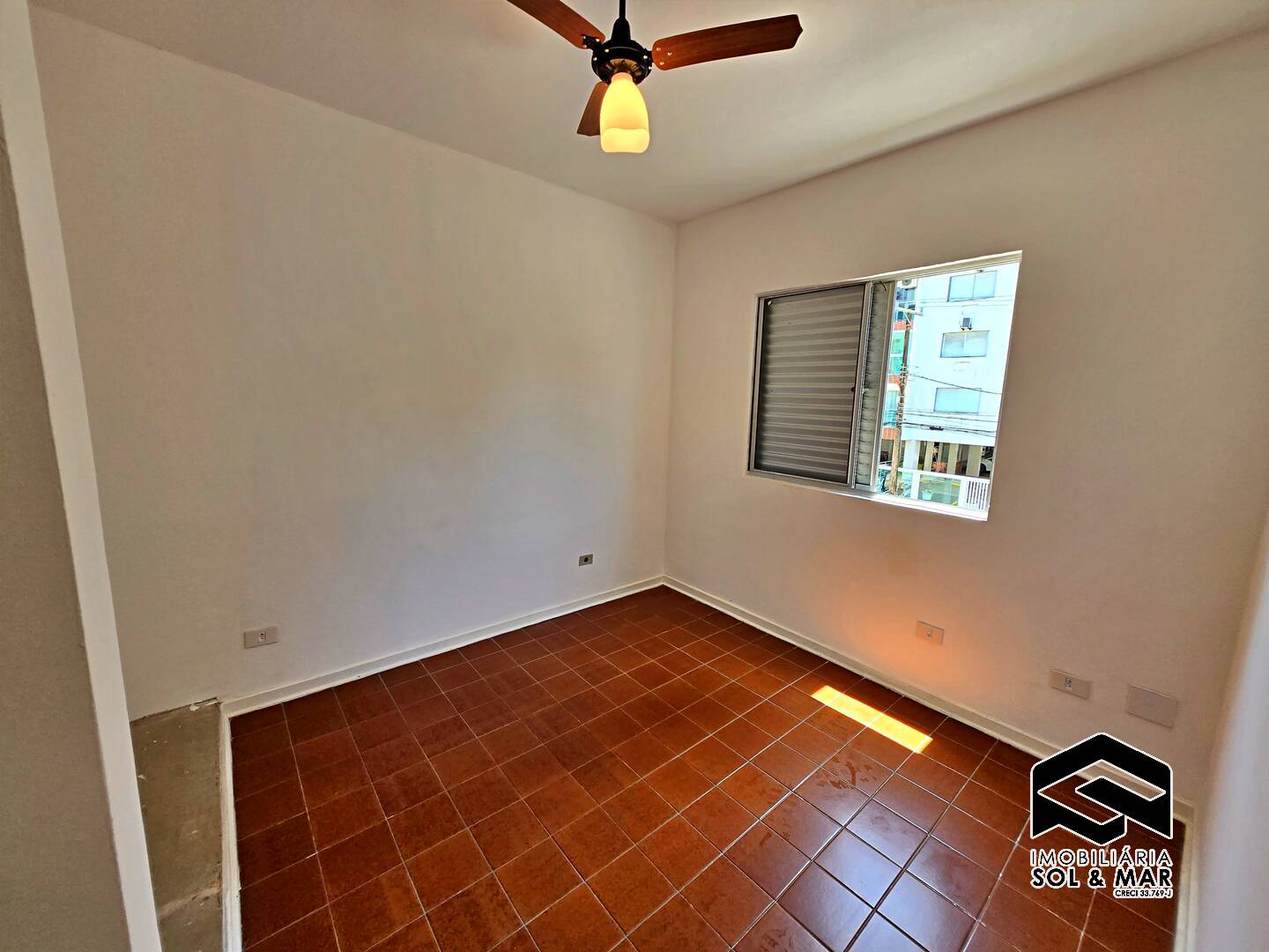 Apartamento para alugar com 2 quartos, 65m² - Foto 4