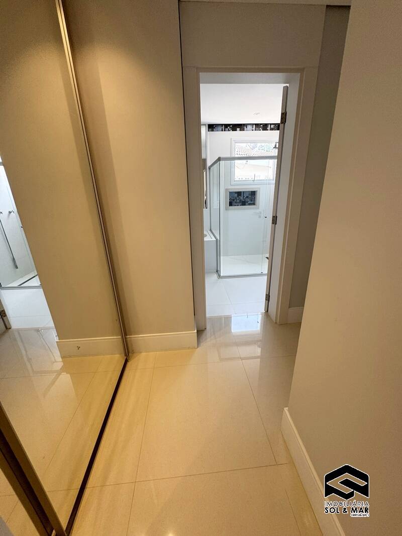 Casa à venda com 4 quartos, 500m² - Foto 73