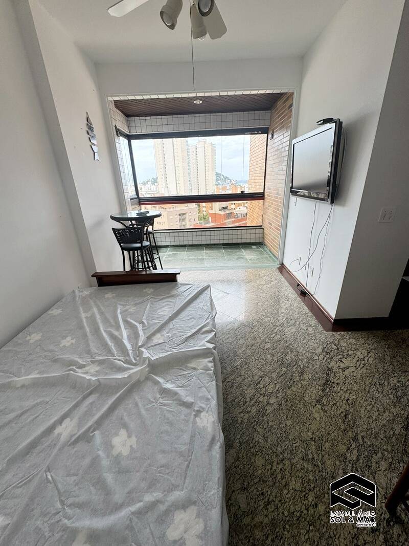 Apartamento para alugar com 2 quartos, 70m² - Foto 4