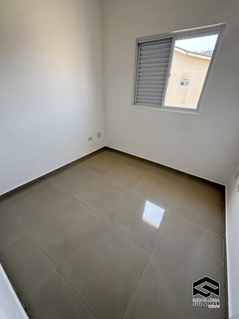 Casa à venda com 3 quartos, 75m² - Foto 14