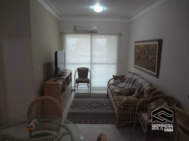 Apartamento à venda com 3 quartos, 95m² - Foto 2