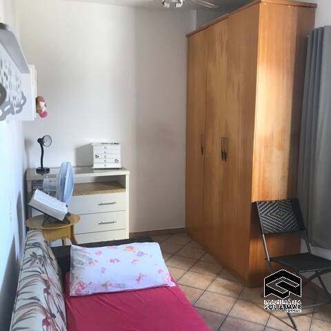 Apartamento à venda com 2 quartos, 75m² - Foto 9