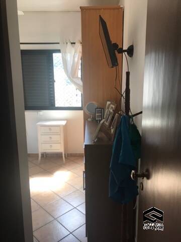 Apartamento à venda com 2 quartos, 75m² - Foto 14