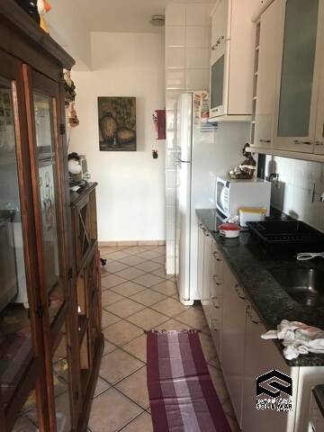 Apartamento à venda com 2 quartos, 75m² - Foto 26